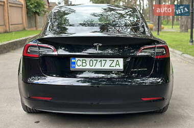 Седан Tesla Model 3 2022 в 