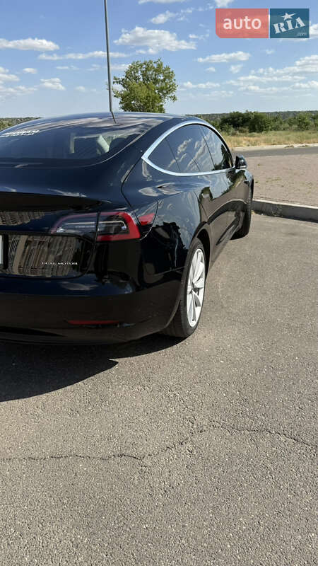 Седан Tesla Model 3 2019 в Миколаєві