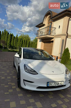 Седан Tesla Model 3 2020 в 