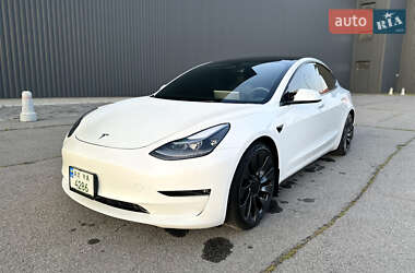 Седан Tesla Model 3 2023 в Харькове