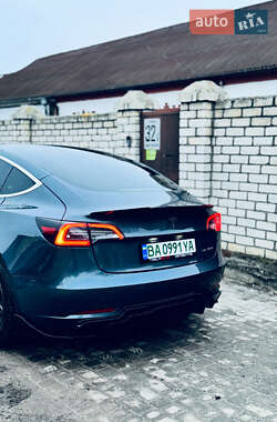 Седан Tesla Model 3 2018 в Александрие