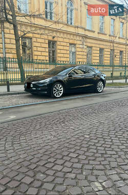 Седан Tesla Model 3 2018 в 