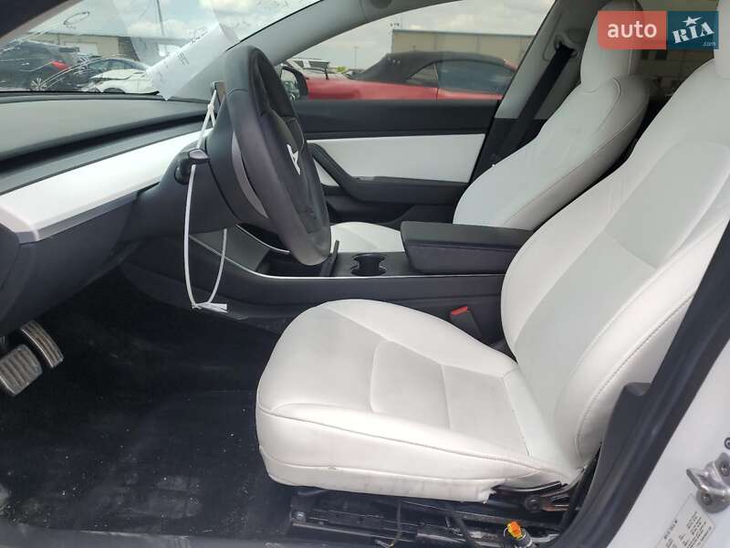 Седан Tesla Model 3 2019 в Днепре