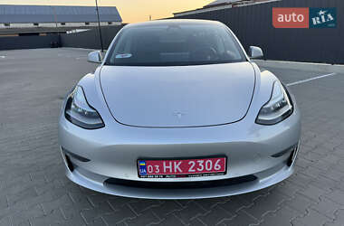 Седан Tesla Model 3 2018 в 
