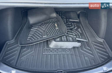 Седан Tesla Model 3 2018 в 