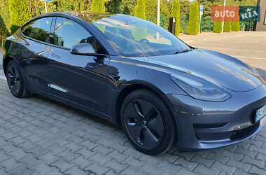 Седан Tesla Model 3 2022 в Кременчуге