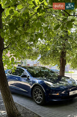 Седан Tesla Model 3 2018 в Одессе