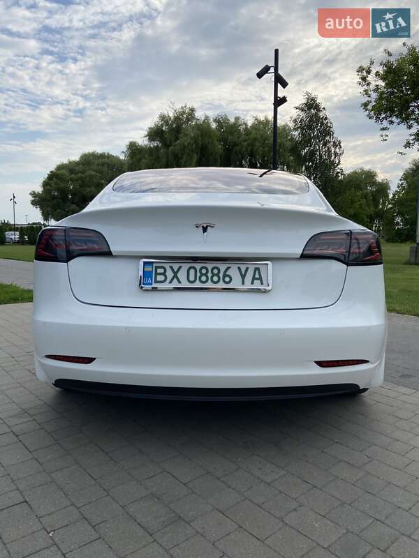 Седан Tesla Model 3 2018 в Хмельницком