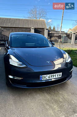 Седан Tesla Model 3 2019 в 