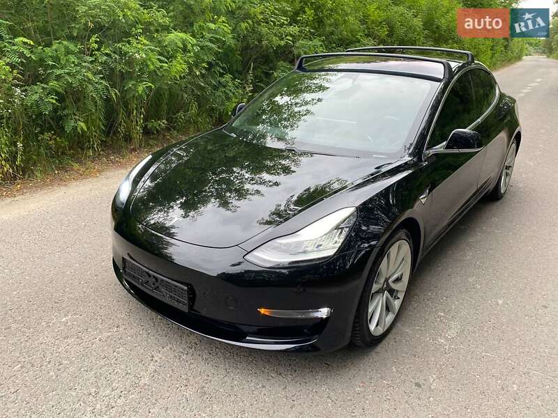 Седан Tesla Model 3 2018 в Ковеле