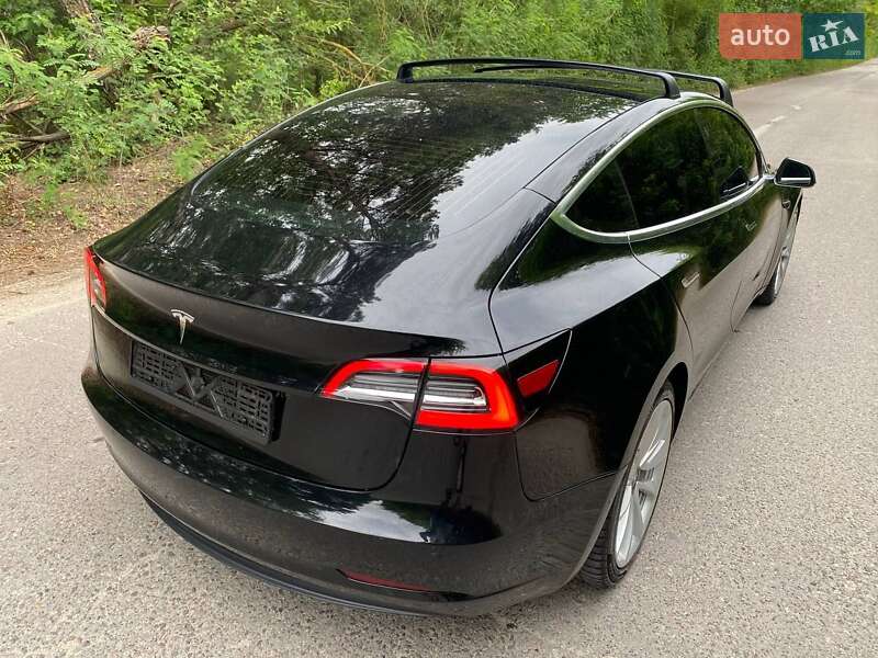 Седан Tesla Model 3 2018 в Ковеле