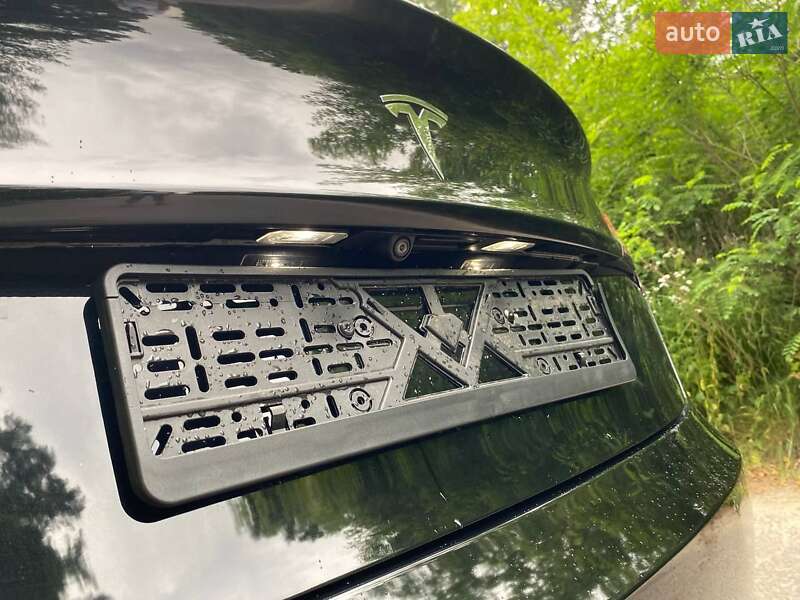 Седан Tesla Model 3 2018 в Ковеле