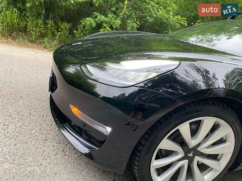 Седан Tesla Model 3 2018 в Ковеле