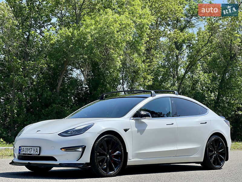Седан Tesla Model 3 2018 в Александрие