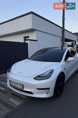Седан Tesla Model 3 2019 в 
