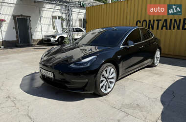 Седан Tesla Model 3 2018 в 