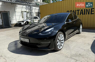 Седан Tesla Model 3 2018 в 