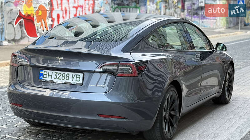 Седан Tesla Model 3 2022 в Одессе