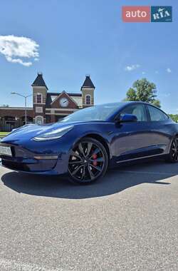 Tesla Model 3 2020