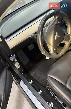 Седан Tesla Model 3 2018 в 