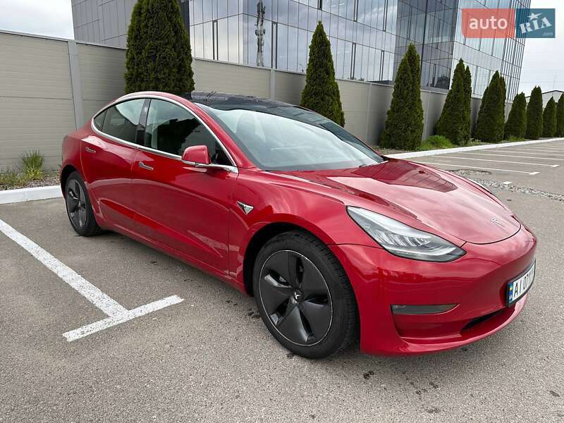 Седан Tesla Model 3 2019 в Ивано-Франковске