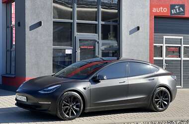 Tesla Model 3 2020