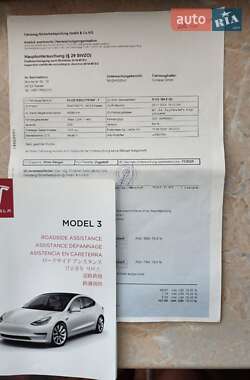 Седан Tesla Model 3 2020 в 