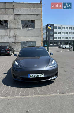 Tesla Model 3 2022