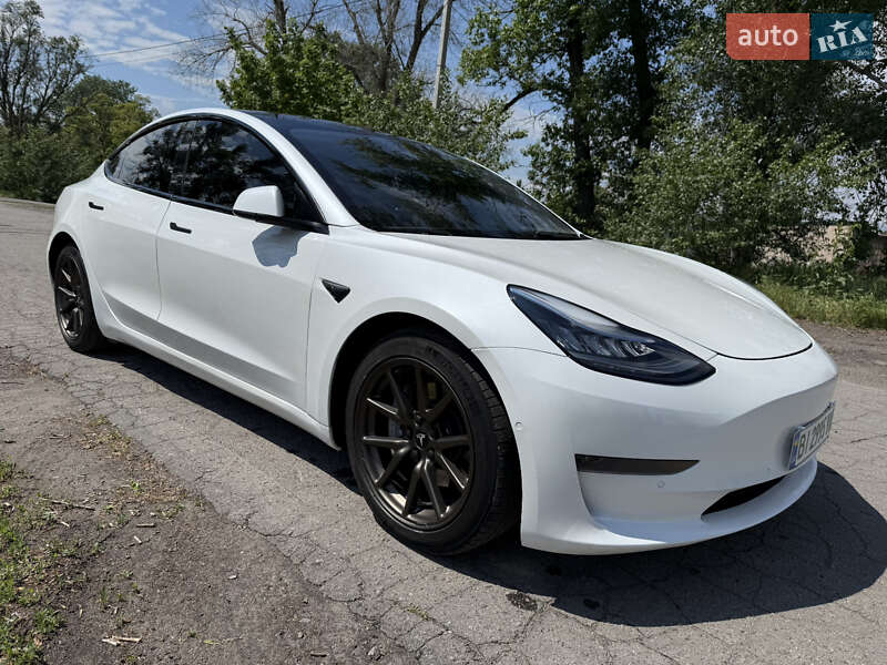 Седан Tesla Model 3 2020 в Кременчуге фото 6 Седан Tesla Model 3 2020 в Кременчуге