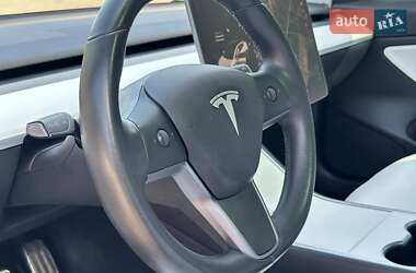 Седан Tesla Model 3 2019 в 