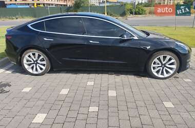 Седан Tesla Model 3 2019 в 