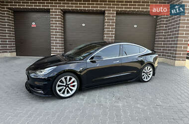 Седан Tesla Model 3 2018 в 