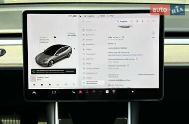 Седан Tesla Model 3 2018 в 