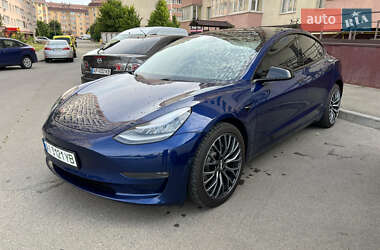 Tesla Model 3 2020