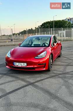 Седан Tesla Model 3 2018 в Львові