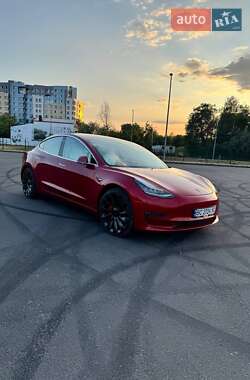 Седан Tesla Model 3 2018 в Львове