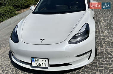 Седан Tesla Model 3 2021 в Дніпрі