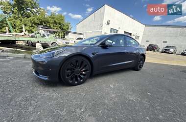 Tesla Model 3 2021
