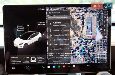 Седан Tesla Model 3 2019 в 