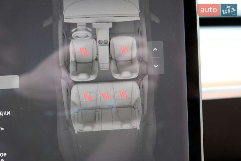 Седан Tesla Model 3 2019 в Києві