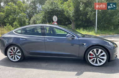 Седан Tesla Model 3 2019 в 