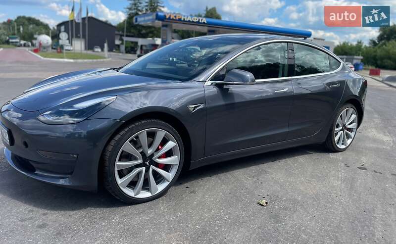 Седан Tesla Model 3 2019 в Львове фото 10 Седан Tesla Model 3 2019 в Львове