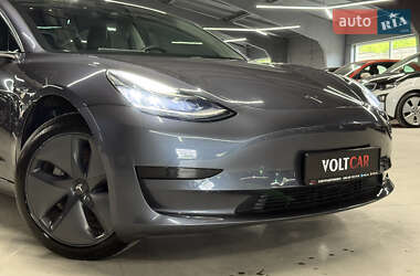 Седан Tesla Model 3 2019 в 