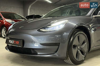 Седан Tesla Model 3 2019 в 