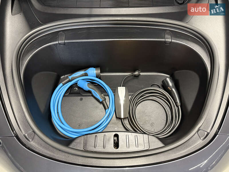 Седан Tesla Model 3 2019 в Владимире