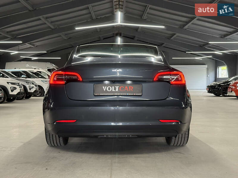 Седан Tesla Model 3 2019 в Владимире