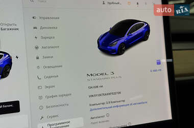 Седан Tesla Model 3 2019 в 