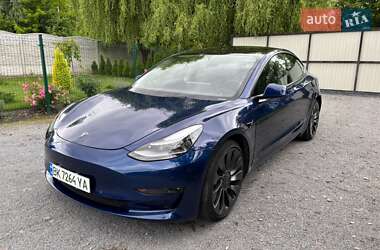 Tesla Model 3 2022