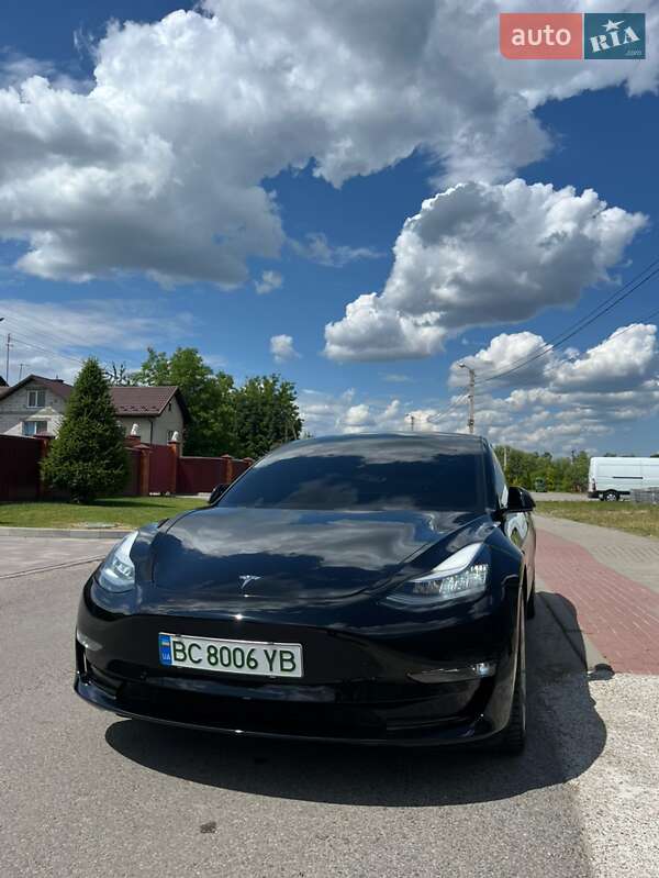 Tesla Model 3 2018
