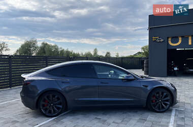 Седан Tesla Model 3 2020 в Каменке-Бугской